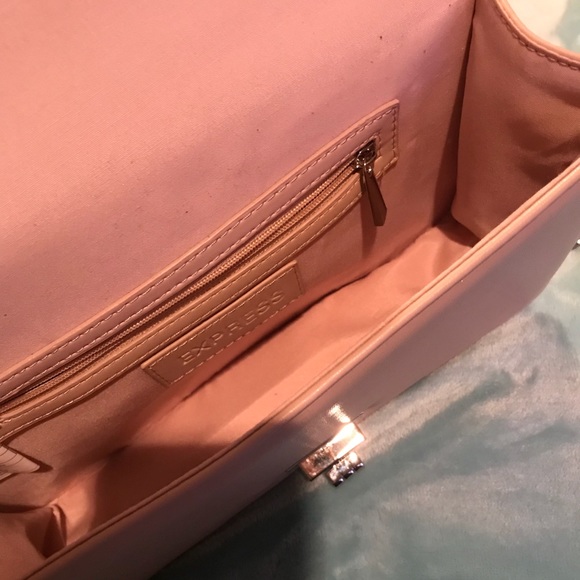 Express purse.Silver hardware .nude w/ pink tones - Picture 5 of 8